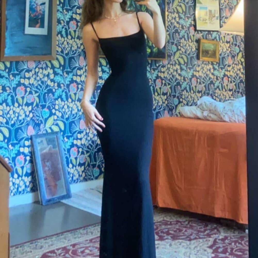 Lounge Slip Long Dress - Picture 4 of 4